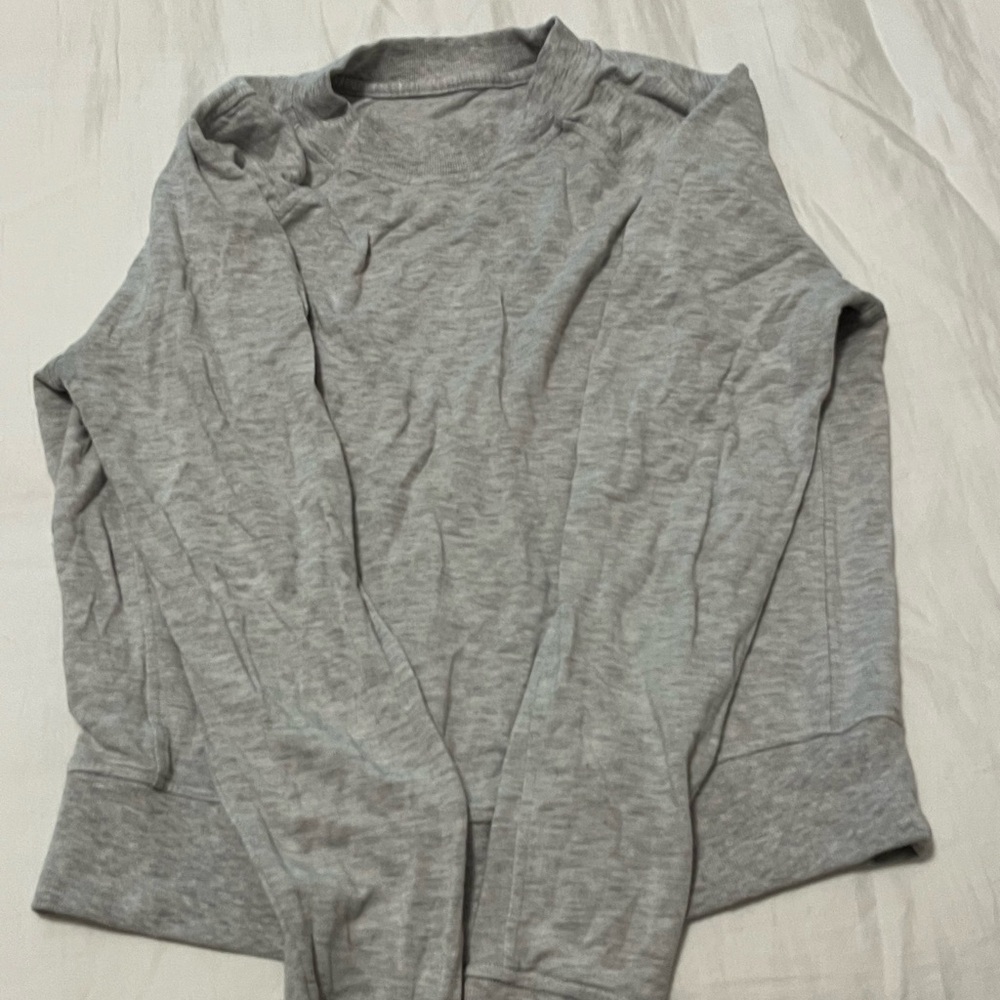 Lululemon Gray Long Sleeve Sweatshirt